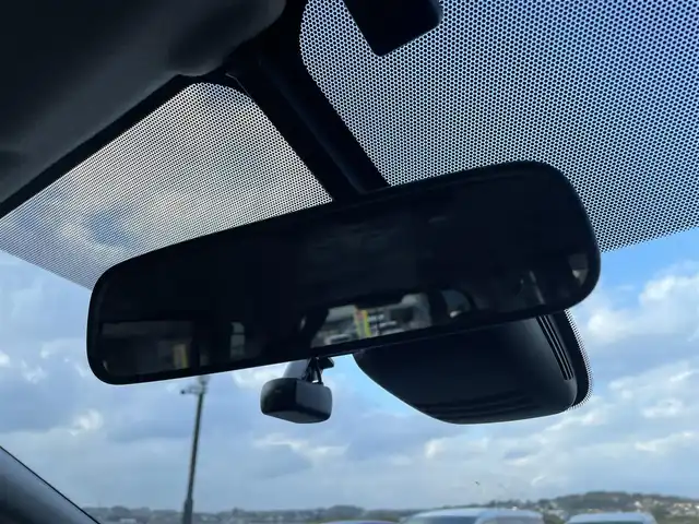 日産 セレナ e－パワー ハイウェイスター V 鳥取県 2020(令2)年 4万km 黒 純正１０型ナビ／ＴＶ／ＤＶＤ／ＣＤ／ＢＴ/アラウンドビューモニター/フリップダウン/ドライブレコーダー・ビルトインＥＴＣ/セーフティパックＢ/エマージェンシーブレーキ/プロパイロット/レーンキープアシスト/両側パワースライドドア/ＬＥＤライト/フォグライト/前後クリアランスソナー/全席シートカバー/電動パーキングブレーキ/プッシュエンジンスタート/純正１５インチアルミホイール/フロアマット