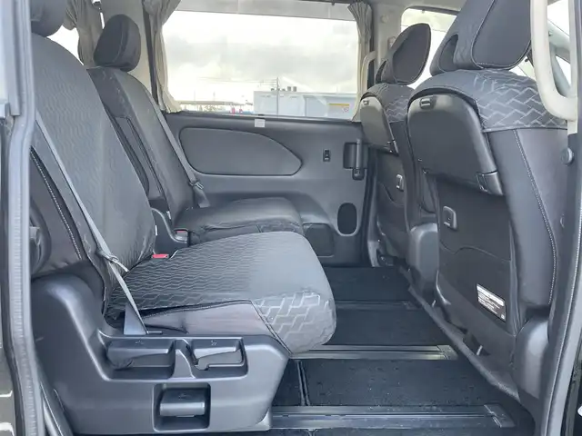 日産 セレナ e－パワー ハイウェイスター V 鳥取県 2020(令2)年 4万km 黒 純正１０型ナビ／ＴＶ／ＤＶＤ／ＣＤ／ＢＴ/アラウンドビューモニター/フリップダウン/ドライブレコーダー・ビルトインＥＴＣ/セーフティパックＢ/エマージェンシーブレーキ/プロパイロット/レーンキープアシスト/両側パワースライドドア/ＬＥＤライト/フォグライト/前後クリアランスソナー/全席シートカバー/電動パーキングブレーキ/プッシュエンジンスタート/純正１５インチアルミホイール/フロアマット