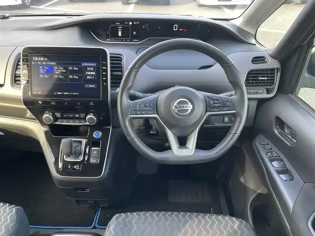 日産 セレナ e－パワー ハイウェイスター V 鳥取県 2020(令2)年 4万km 黒 純正１０型ナビ／ＴＶ／ＤＶＤ／ＣＤ／ＢＴ/アラウンドビューモニター/フリップダウン/ドライブレコーダー・ビルトインＥＴＣ/セーフティパックＢ/エマージェンシーブレーキ/プロパイロット/レーンキープアシスト/両側パワースライドドア/ＬＥＤライト/フォグライト/前後クリアランスソナー/全席シートカバー/電動パーキングブレーキ/プッシュエンジンスタート/純正１５インチアルミホイール/フロアマット