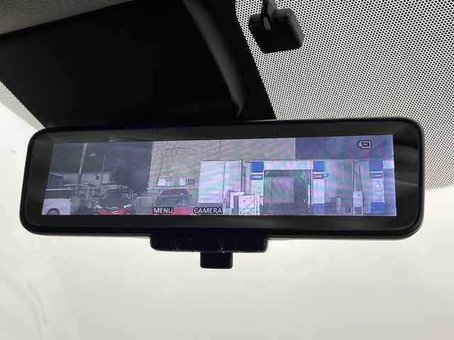 日産 ノート e－パワー B 栃木県 2018(平30)年 3.1万km ブリリアントシルバー SDナビ/（CD/フルセグTV）/全方位カメラ/コーナーセンサー/ETC/禁煙車/デジタルインナーミラー/オートライト/横滑り防止機能/スマートキー/プッシュスタート/電動格納ミラー/フロアマット