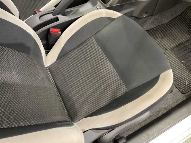 日産 ノート e－パワー B 栃木県 2018(平30)年 3.1万km ブリリアントシルバー SDナビ/（CD/フルセグTV）/全方位カメラ/コーナーセンサー/ETC/禁煙車/デジタルインナーミラー/オートライト/横滑り防止機能/スマートキー/プッシュスタート/電動格納ミラー/フロアマット