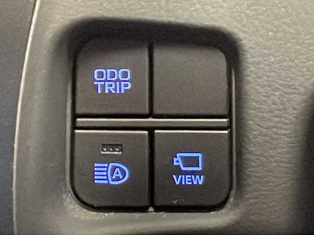 トヨタ クラウン ハイブリッド RS アドバンス 岐阜県 2022(令4)年 5.5万km プレシャスホワイトパール 純正ナビ/・フルセグテレビ/全方位カメラ/フロントスポイラー/ヘッドアップディスプレイ/BSM/デジタルインナーミラー/Bluetooth/CD/DVD/BD/USB/Miracast/D＋N席シートヒーター・エアシート/ベンチレーター/レーダークルーズコントロール/パドルシフト/メモリーシート/ETC2.0/前後ドライブレコーダー/イージークローザー(トランク)/オートマチックハイビーム/トヨタセーフティセンス/・リヤクロストラフィックアラート/・リヤカメラディテクション/・ロードサインアシスト/・クリアランスソナー/・プリクラッシュセーフティ/・レーンキープアシスト/・パーキングアシスト/LEDヘッドライト/ブレーキホールド/電動パーキング/純正フロアマット/革巻きステアリング/オートリトラ/オートライト/アンチブレーキシステム/横滑り防止装置/盗難防止システム/衝突被害軽減システム/スマートキー/プッシュスタート