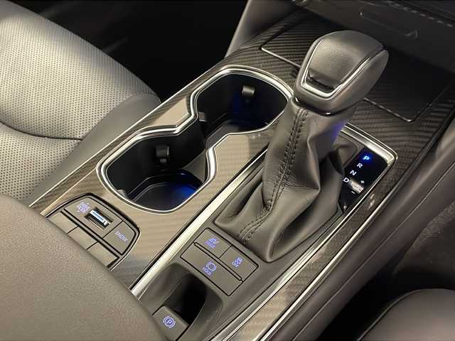 トヨタ クラウン ハイブリッド RS アドバンス 岐阜県 2022(令4)年 5.5万km プレシャスホワイトパール 純正ナビ/・フルセグテレビ/全方位カメラ/フロントスポイラー/ヘッドアップディスプレイ/BSM/デジタルインナーミラー/Bluetooth/CD/DVD/BD/USB/Miracast/D＋N席シートヒーター・エアシート/ベンチレーター/レーダークルーズコントロール/パドルシフト/メモリーシート/ETC2.0/前後ドライブレコーダー/イージークローザー(トランク)/オートマチックハイビーム/トヨタセーフティセンス/・リヤクロストラフィックアラート/・リヤカメラディテクション/・ロードサインアシスト/・クリアランスソナー/・プリクラッシュセーフティ/・レーンキープアシスト/・パーキングアシスト/LEDヘッドライト/ブレーキホールド/電動パーキング/純正フロアマット/革巻きステアリング/オートリトラ/オートライト/アンチブレーキシステム/横滑り防止装置/盗難防止システム/衝突被害軽減システム/スマートキー/プッシュスタート