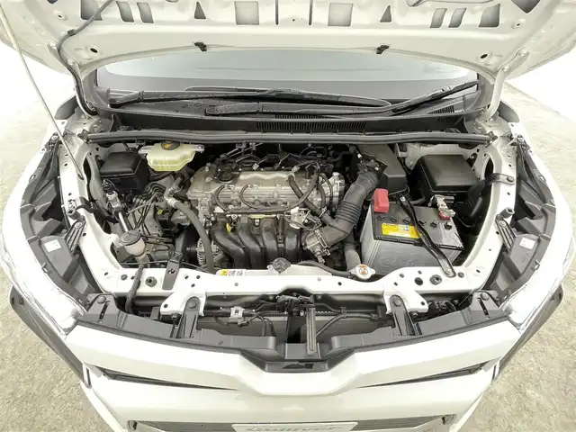 トヨタ ヴォクシー ZS 煌Ⅲ 千葉県 2021(令3)年 1.6万km ホワイトパールクリスタルシャイン 禁煙車/ワンオーナー/トヨタセーフティセンス/・レーンディパーチャーアラート/・プリクラッシュセーフティブレーキ/・クリアランスソナー/・クルーズコントロール/両側パワースライドドア/純正9インチメモリナビ/・型番：NSZT-Y68T/・CD/DVD/Bluetooth/フルセグTV/・バックカメラ/・ビルトインETC2.0/革巻きステアリング/・ステアリングスイッチ/ハーフレザーシート/MT付きAT/左右独立エアコン/純正フロアマット/純正16インチAW/オートライト/・オートマチックハイビーム/・LEDヘッドライト/・LEDフォグランプ