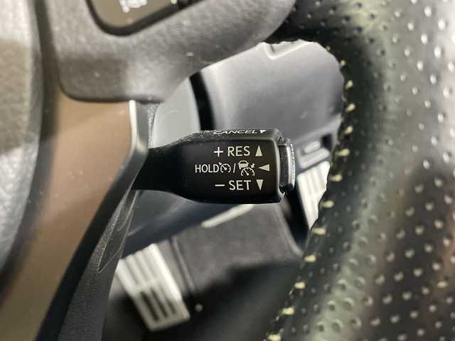 レクサス ＩＳ 300h Fスポーツ モードブラックS 佐賀県 2022(令4)年 2.9万km グラファイトブラックガラスフレーク 純正10.3インチナビ/フルセグTV/CD/DVD/Bluetooth/全方位カメラ/サンルーフ/衝突被害軽減システム/レーダークルーズコントロール/レーンアシスト/ブラインドスポットモニター/先行車発進告知機能/ロードサインアシスト/パーキングサポートブレーキ/オートライト/オートマチックハイビーム/LEDヘッドライト/電子パーキング/ブレーキホールド/横滑り防止装置/オートワイパー/前後ドライブレコーダー/ビルトインETC2.0/運転席・助手席シートヒータ/運転席・助手席エアシート/運転席・助手席パワーシート/ハーフレザーシート/ISOFIX対応シート/パドルシフト/純正フロアマット/純正19インチアルミホイール/スマートキー