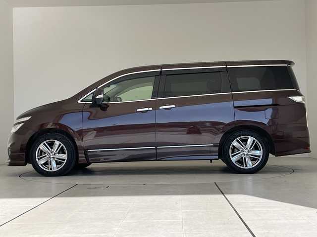 日産 エルグランド 250ハイウェイスター 愛知県 2014(平26)年 5.4万km インペリアルアンバーP 純正ナビ/フリップダウンモニター/両側パワースライドドア/バックカメラ/ハーフレザー/クルーズコントロール/フルセグ/CD DVD/Bluetooth/コーナーセンサー/アルミホイール/LEDヘッドライト/ステアリングスイッチ/スマートキー/プッシュスタート