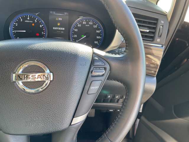 日産 エルグランド 250ハイウェイスター 愛知県 2014(平26)年 5.4万km インペリアルアンバーP 純正ナビ/フリップダウンモニター/両側パワースライドドア/バックカメラ/ハーフレザー/クルーズコントロール/フルセグ/CD DVD/Bluetooth/コーナーセンサー/アルミホイール/LEDヘッドライト/ステアリングスイッチ/スマートキー/プッシュスタート