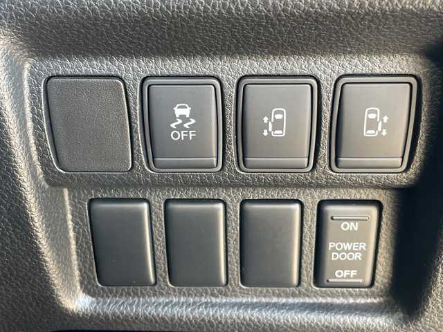 日産 エルグランド 250ハイウェイスター 愛知県 2014(平26)年 5.4万km インペリアルアンバーP 純正ナビ/フリップダウンモニター/両側パワースライドドア/バックカメラ/ハーフレザー/クルーズコントロール/フルセグ/CD DVD/Bluetooth/コーナーセンサー/アルミホイール/LEDヘッドライト/ステアリングスイッチ/スマートキー/プッシュスタート