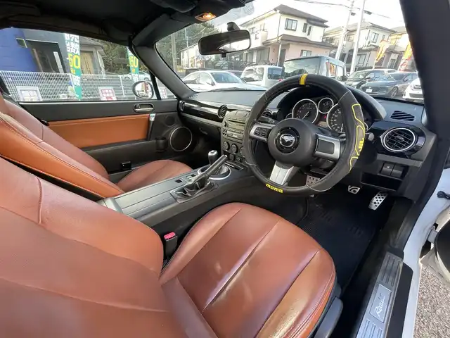 マツダ ロードスター RS RHT 熊本県 2008(平20)年 12.6万km パール 異色全塗装：グレー→パール/【元色カラーコード32S】/6MT/オートエグゼ製マフラー/純正BOSEシステム/【CD/AM/FM】/ETC/プレミアムパッケージ/茶革シート/シートヒーター/本革ステアリング/純正17インチアルミホイール/HIDヘッドライト/フォグライト/スマートキー/スペアキー/純正フロアマット