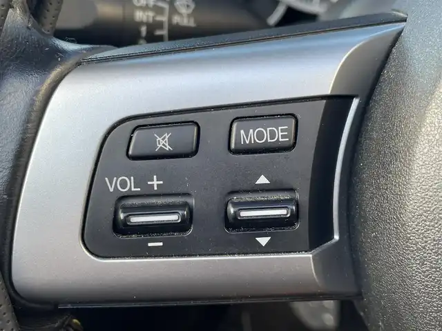 マツダ ロードスター RS RHT 熊本県 2008(平20)年 12.6万km パール 異色全塗装：グレー→パール/【元色カラーコード32S】/6MT/オートエグゼ製マフラー/純正BOSEシステム/【CD/AM/FM】/ETC/プレミアムパッケージ/茶革シート/シートヒーター/本革ステアリング/純正17インチアルミホイール/HIDヘッドライト/フォグライト/スマートキー/スペアキー/純正フロアマット