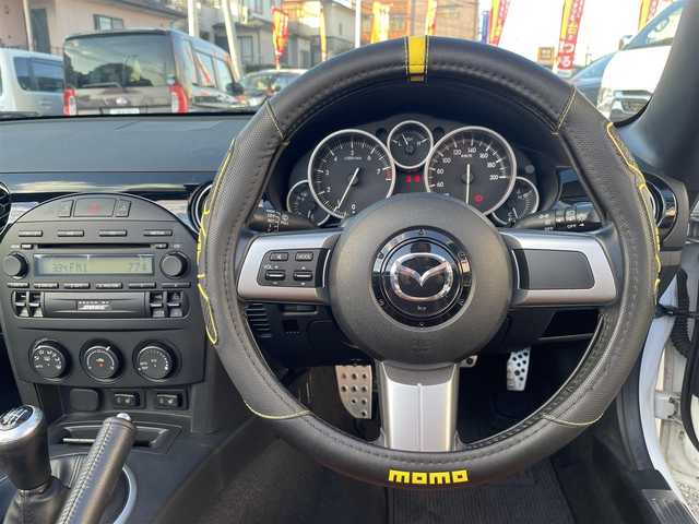 マツダ ロードスター RS RHT 熊本県 2008(平20)年 12.6万km パール 異色全塗装：グレー→パール/【元色カラーコード32S】/6MT/オートエグゼ製マフラー/純正BOSEシステム/【CD/AM/FM】/ETC/プレミアムパッケージ/茶革シート/シートヒーター/本革ステアリング/純正17インチアルミホイール/HIDヘッドライト/フォグライト/スマートキー/スペアキー/純正フロアマット