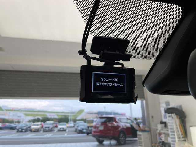 トヨタ ヤリス X 愛知県 2020(令2)年 2.9万km スーパーホワイトⅡ トヨタセーフティセンス/純正ディズプレイオーディナビ/レーダークルーズコントロール/Bluetooth/バックカメラ/コーナーセンサー/オートマチックハイビーム/ドライブレコーダー/ETC/ステアリングスイッチ/スマートキー/プッシュスタート