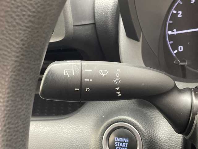 トヨタ ヤリス X 愛知県 2020(令2)年 2.9万km スーパーホワイトⅡ トヨタセーフティセンス/純正ディズプレイオーディナビ/レーダークルーズコントロール/Bluetooth/バックカメラ/コーナーセンサー/オートマチックハイビーム/ドライブレコーダー/ETC/ステアリングスイッチ/スマートキー/プッシュスタート