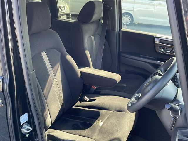 ホンダ Ｎ ＢＯＸ カスタム G L ホンダセンシング 熊本県 2017(平29)年 9.2万km クリスタルブラックパール (株)IDOMが運営する【じしゃロン熊本店】の自社ローン対象車両になります。こちらは現金ご利用時の価格です。自社ローンご希望の方は別途その旨お申付け下さい。　/純正ナビ（VXM-184VFi）/バックカメラ/フルセグテレビ/DVD/CD/Bluetooth接続/ビルトインETC/クルーズコントロール/コーナーセンサー/両側パワースライドドア/LEDヘッドライト/オートライト/スマートキー/純正14インチアルミホイール