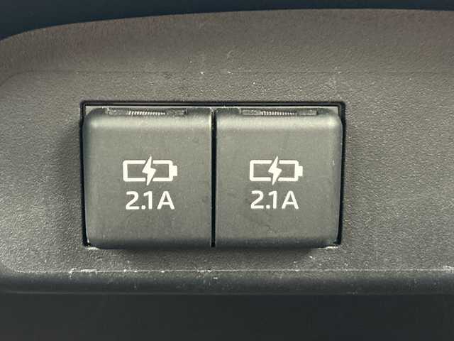 トヨタ シエンタ ハイブリッド ファンベースG 茨城県 2019(平31)年 4.7万km ヴィンテージブラウンパールクリスタルシャイン 社外メモリナビ/(地デジTV・CD・DVD・BT・ラジオ再生)/両側パワースライドドア/プリクラッシュセーフティ/コーナーセンサー/バックカメラ/ビルトインETC/オートライト/LEDヘッドライト/社外15inアルミホイール/フロアマット/スマートキー/スペアキー/取扱説明書