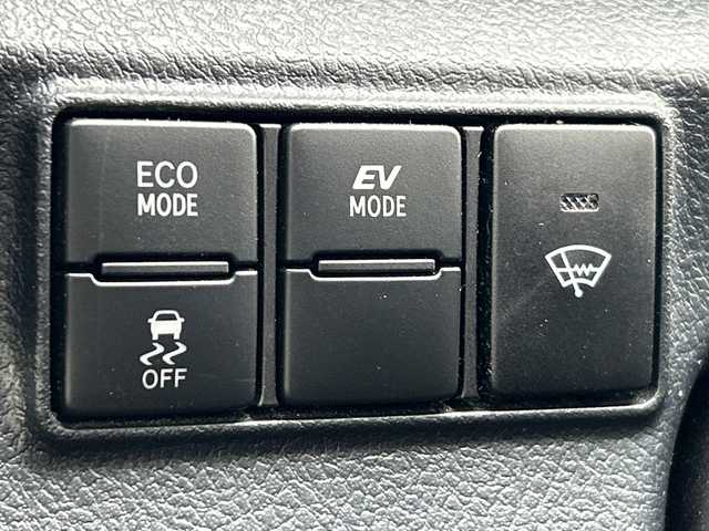 トヨタ シエンタ ハイブリッド ファンベースG 茨城県 2019(平31)年 4.7万km ヴィンテージブラウンパールクリスタルシャイン 社外メモリナビ/(地デジTV・CD・DVD・BT・ラジオ再生)/両側パワースライドドア/プリクラッシュセーフティ/コーナーセンサー/バックカメラ/ビルトインETC/オートライト/LEDヘッドライト/社外15inアルミホイール/フロアマット/スマートキー/スペアキー/取扱説明書