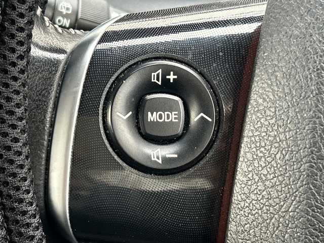 トヨタ シエンタ ハイブリッド ファンベースG 茨城県 2019(平31)年 4.7万km ヴィンテージブラウンパールクリスタルシャイン 社外メモリナビ/(地デジTV・CD・DVD・BT・ラジオ再生)/両側パワースライドドア/プリクラッシュセーフティ/コーナーセンサー/バックカメラ/ビルトインETC/オートライト/LEDヘッドライト/社外15inアルミホイール/フロアマット/スマートキー/スペアキー/取扱説明書