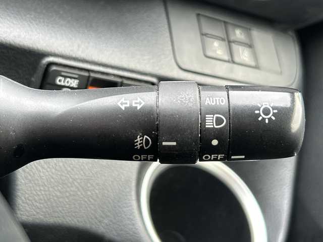 トヨタ シエンタ ハイブリッド ファンベースG 茨城県 2019(平31)年 4.7万km ヴィンテージブラウンパールクリスタルシャイン 社外メモリナビ/(地デジTV・CD・DVD・BT・ラジオ再生)/両側パワースライドドア/プリクラッシュセーフティ/コーナーセンサー/バックカメラ/ビルトインETC/オートライト/LEDヘッドライト/社外15inアルミホイール/フロアマット/スマートキー/スペアキー/取扱説明書