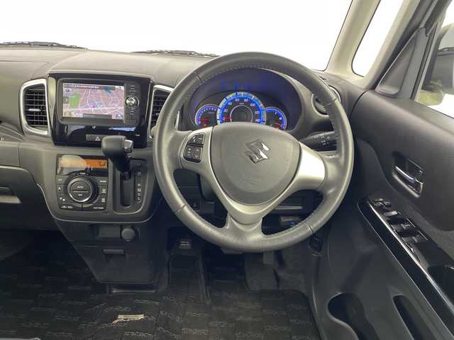 スズキ スペーシア カスタム TS 愛知県 2014(平26)年 5.4万km パールホワイト ターボモデル/純正ナビ/・ワンセグ/・Bluetooth/ETC/ドライブレコーダー/両側パワースライドドア/スペーシアカスタムデカール/革巻きステアリング/オートエアコン/オートライト/アイドリングストップ/社外シートカバー/フォグランプ/スペアキーあり/取説・保証書あり