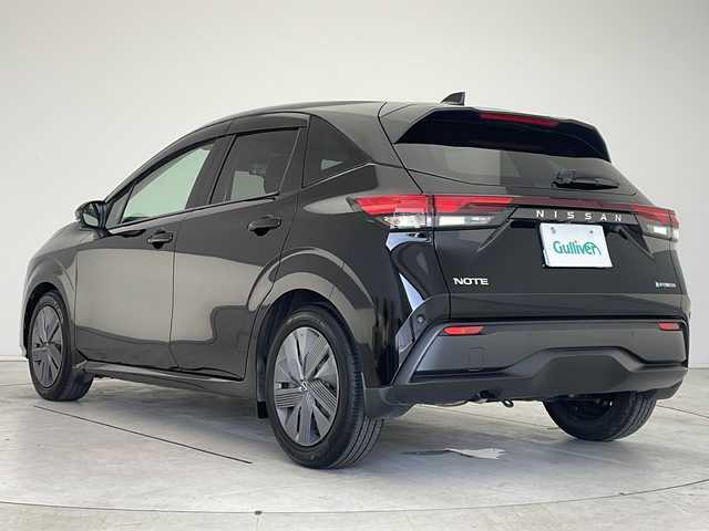 日産 ノート X 愛知県 2022(令4)年 4.6万km スーパーブラック プロパイロット/衝突軽減システム/純正9型ディスプレイオーディオ　ナビあり/三眼LEDヘッドライト/全方位カメラ/レーダークルーズコントロール/フルセグ/Bluetooth/バックカメラ/コーナーセンサー/ETC2.0/インテリジェントミラー/オートマチックハイビーム/置くだけ充電機/ドライブレコーダー/ステアリングスイッチ/スマートキー/プッシュスタート