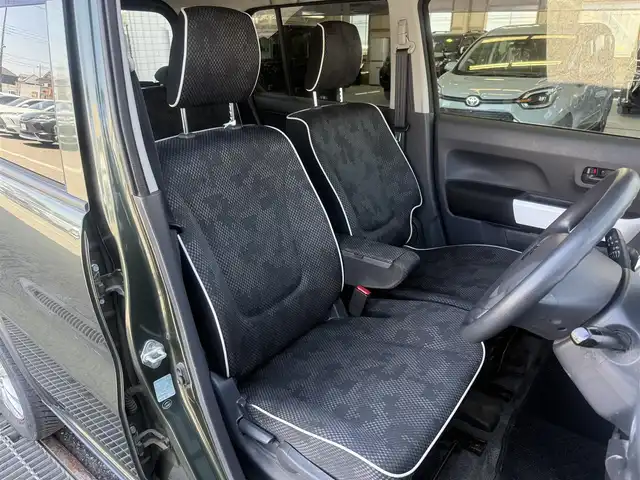 スズキ ハスラー G ターボ 東京都 2018(平30)年 12万km クールカーキPM 4WD/ターボ/レーダーブレーキサポート（衝突被害経伝ブレーキ）/誤発進抑制機能/アイドリングストップシステム/S -エネチャージ（ハイブリッド）/ハロゲンヘッドランプ/ボディ同色ルーフ/ルーフ同色ドアミラー（電動格納/ヒーター付）/ボディ同色アウトサイドドアハンドル/無塗装フェンダーアーチモール/シルバー加飾付無塗装リアバンパー/「HUSTLER」メッキエンブレム/リアワイパー/シルバー加飾付ウレタン製ステアリングホイール/チルトステアリング/SRSエアバッグ（運転席/助手席）/オートエアコン/シルバーエアコンパネル/エコクール/リアヒーターダクト/アシストグリップ（助手席/後席）/バニティミラー（運転席）/パイピング付モザイク柄ブラックファブリックシート/ベンチシート（前席）/シートバックテーブル（助手席）/シートヒーター（運転席/助手席）/シートリフター（運転席）/分割スライドシート（後席）/ヘッドレスト（運転席/助手席/後席）/キーレスプッシュスタートシステム/オーディオ無/2スピーカー/シルバースピーカーリング/ETC/グリップコントロール/HDC/横滑り防止装置