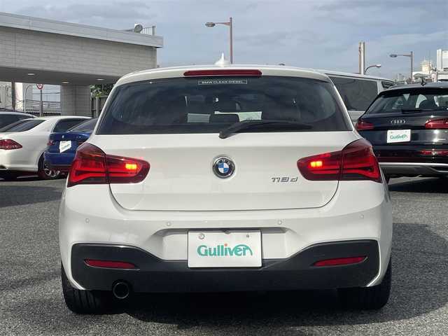 ＢＭＷ １１８ｄ Mスポーツ エディションシャドー 兵庫県 2017(平29)年 6万km アルピンホワイトⅢ ・ブラウンレザーシート/・純正HDDナビ/・CD/DVD/BT/・バックカメラ/・ステアリングリモコン/・純正18インチAW/・コンフォートアクセス/・アイドリングストップ/・コーナーセンサー/・オートLEDヘッドランプ/・LEDフォグランプ/・アダプティブクルーズコントロール/・インテリジェントセーフティ（衝突軽減ブレーキ）/・車線逸脱警報/・ドライブレコーダー