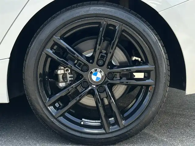 ＢＭＷ １１８ｄ Mスポーツ エディションシャドー 福島県 2017(平29)年 6万km アルピンホワイトⅢ 純正ナビ(CD/DVD/BT/USB)/バックカメラ/ミラー一体型ETC/ブラウンレザーシート/シートヒーター/アダプティブクルーズコントロール/ステアリングスイッチ/純正18AW/ドライブレコーダー/コンフォートアクセス/コーナーセンサー/インテリジェントセーフティ/レーンアシスト/LEDヘッドライト/純正フロアマット/取扱説明書/保証書/スペアキー