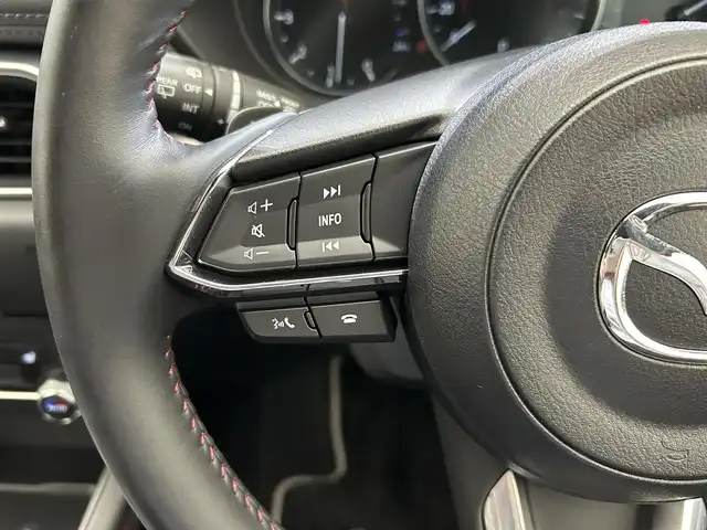 マツダ ＣＸ－５ XD スポーツアピアランス 愛媛県 2022(令4)年 1.8万km ソウルレッドクリスタルM 純正ナビアラウンドビューモニターレーダークルーズコントロールヘッドアップディスプレイパワーバックドアフルセグＴＶ　シートヒーター純正アルミホイールコーナーセンサー衝突軽減　ステアリングヒーター