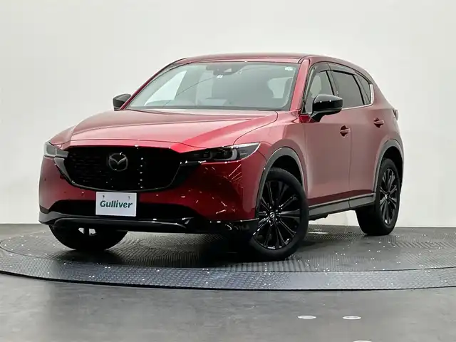 マツダ ＣＸ－５ XD スポーツアピアランス 愛媛県 2022(令4)年 1.8万km ソウルレッドクリスタルM 10.25インチ純正ナビ/フルセグTV/全方位カメラ/ETC/ドライブレコーダー/スマートブレーキサポート/レーダークルーズコントロール/クルージングトラフィックサポート/アドバンストスマートシティブレーキサポート/後退時スマートシティブレーキサポート/誤発信抑制制御/ブラインドスポットモニタリング/車線逸脱警報システム/レーンキープアシストシステム/前後パーキングセンサー/ドライバーアテンションアラート/ハンズフリーパワーバックドア/アダプティブLEDヘッドライト/オートライト/禁煙車