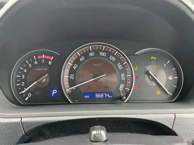 トヨタ エスクァイア Gi プレミアムパッケージ ブラックテーラード 千葉県 2021(令3)年 3.7万km ホワイトパールクリスタルシャイン トヨタセーフティセンス/　衝突軽減ブレーキ/レーンキープアシスト/　オートハイビーム/クリアランスソナー/純正フリップダウンモニター/純正10インチナビ/　フルセグ/BT/DVD/CD/MSV/USB/HDMI/バックカメラ/ステアリングスイッチ/クルーズコントロール/ETC2.0/両側パワースライドドア/ハーフレザーシート/シートヒーター(D/N席)/LEDヘッドライト/オートライト/フォグライト/スマートキー/プッシュスタート