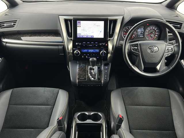 トヨタ ヴェルファイア ゴールデンアイズⅡ 宮城県 2021(令3)年 4.7万km ブラック ツインムーンルーフ/Toyota Safety Sense/・プリクラッシュセーフティ/・レーントレーシングアシスト/・レーダークルーズコントロール/・オートマチックハイビーム/純正10型DAナビ/・BT.USB.Miracast/フルセグTV/バックカメラ/ハーフレザーシート/両側パワースライドドア/電動リアゲート/三眼LEDヘッドライト　　/LEDフォグランプ/シーケンシャルランプ/社外ドライブレコーダー（FR）/ステアリングスイッチ/横滑り防止装置/オットマン/プッシュスタート/スマートキー/純正18inAW/社外フロアマット/ロールサンシェード