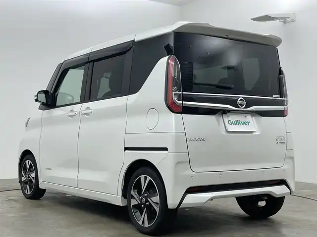日産 ルークス HWS Gターボ プロパイロットED 岡山県 2023(令5)年 0.9万km ホワイトパール 快適パックB/純正10インチナビ/・FM/AM/Bluetooth/フルセグ/HDMI/・TVキャンセラー/アラウンドビューモニター/安全システム/・プロパイロット/・インテリジェントエマージェンシーブレーキ/・踏み間違い防止/・車線逸脱支援システム/警報/・コーナーセンサー/ハンズフリー機能付きパワースライドドア/前後ドライブレコーダー/ETC/純正15インチナビ/純正フロアマット/ドアバイザー/取扱説明書/新車保証書/スマートキー×２