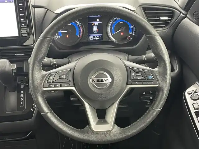 日産 ルークス HWS Gターボ プロパイロットED 岡山県 2023(令5)年 0.9万km ホワイトパール 快適パックB/純正10インチナビ/・FM/AM/Bluetooth/フルセグ/HDMI/・TVキャンセラー/アラウンドビューモニター/安全システム/・プロパイロット/・インテリジェントエマージェンシーブレーキ/・踏み間違い防止/・車線逸脱支援システム/警報/・コーナーセンサー/ハンズフリー機能付きパワースライドドア/前後ドライブレコーダー/ETC/純正15インチナビ/純正フロアマット/ドアバイザー/取扱説明書/新車保証書/スマートキー×２