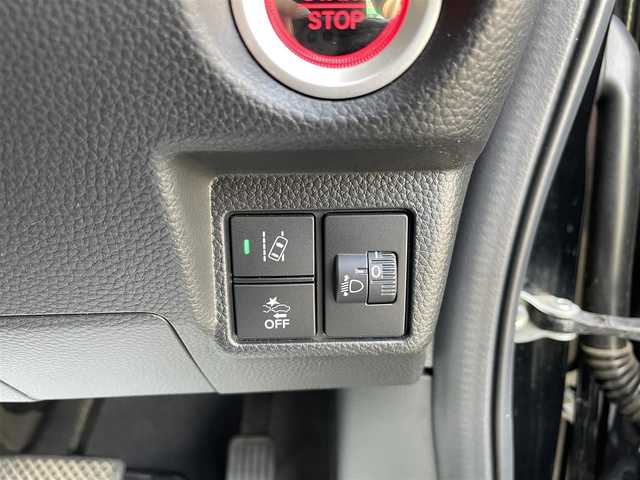ホンダ Ｎ ＢＯＸ カスタム L ターボ 千葉県 2021(令3)年 0.5万km クリスタルブラックパール ホンダセンシング/・衝突軽減ブレーキ/・レーンキープアシスト/・標識認識機能/・アダプティブクルーズコントロール/純正ディスプレイオーディオ【WX-211C】/バックカメラ/両後パワースライドドア/ハーフレザーシート/前席シートヒーター/スマートキー/純正LEDヘッドライト/フォグランプ/純正15インチアルミホイール/パドルシフト/本革巻きステアリング/ヘッドライトレベライザー/ETC
