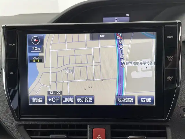 トヨタ エスクァイア ハイブリッド Gi ブラックテーラード 群馬県 2016(平28)年 6万km ホワイトパールクリスタルシャイン フリップダウンモニター　純正１０インチナビ　バックカメラ　両側パワースライドドア　ＬＥＤライト　ＡＨＢ　シートヒーター　純正１５インチＡＷ　ステアリングリモコン　ＥＴＣ　スマートキー　禁煙車