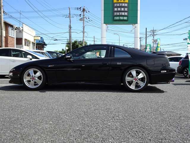 日産 フェアレディ Ｚ 300ZX ツインターボ 2／2 千葉県 2000(平12)年 10.4万km スーパーブラック 社外ナビ/・フルセグTV/・Bluetooth/・FM/AMラジオ/ETC/スペアキー/パワーシート（F席）/BOSEサウンド/マルチインフォメーション（ターボタイマー）/社外マフラー/社外ホイール（ESTATUS Style-S）/ALPINEツィーター/ウーハー/社外ステアリング（Daytona）/ドライブレコーダー/タイミングベルト交換（H30/6）/クーラント交換（R4/7）/保証書/取扱説明書