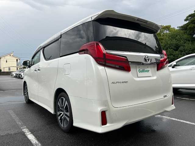 トヨタ アルファード S Cパッケージ 大阪府 2022(令4)年 1.3万km ホワイトパールクリスタルシャイン ダブルサンルーフ/純正フリップダウンモニター/純正10.5型ナビ/バックカメラ/フルtセグ/Bluetooth/DVDプレイヤー/デジタルインナーミラー/ブラインドスポットモニター/トヨタセーフティセンス/ドライブレコーダー/ブラックレザーシート/全席パワーシート/シートヒーター/ステアリング/シートベンチレーション/オットマンチェア/電動リアゲート/両側パワースライドドア/ワンオーナー/AC100V