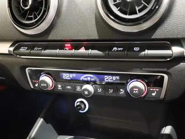 アウディ Ａ３ SB Sラインテクノリミテッド 静岡県 2018(平30)年 3.2万km ミトスブラックメタリック 375台限定車/アシスタンスパッケージ/・LKA/・ハイビームアシスト/純正ナビ/Apple CarPlay/マトリクスLED/純正ドラレコ前後/ACC/パドルシフト/バーチャルコックピット/ルーフレール