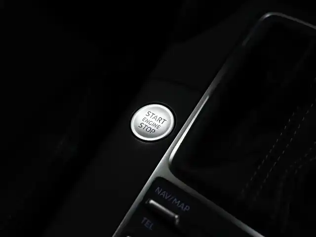 アウディ Ａ３ SB Sラインテクノリミテッド 静岡県 2018(平30)年 3.2万km ミトスブラックメタリック 375台限定車/アシスタンスパッケージ/・LKA/・ハイビームアシスト/純正ナビ/Apple CarPlay/マトリクスLED/純正ドラレコ前後/ACC/パドルシフト/バーチャルコックピット/ルーフレール