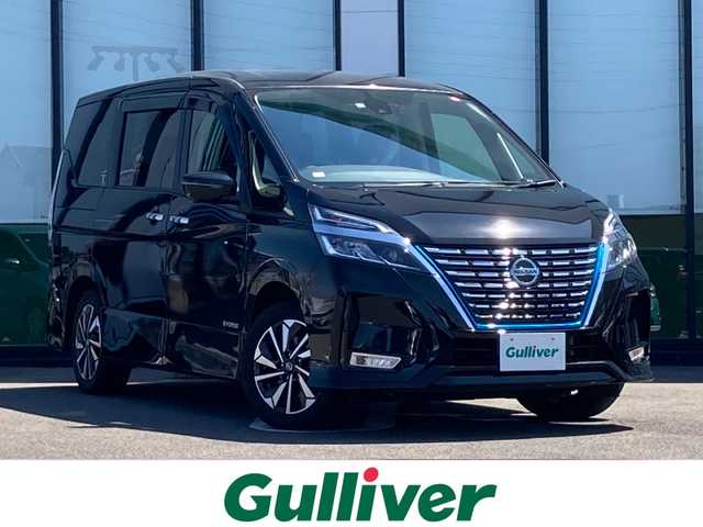 日産 セレナ e－パワー ハイウェイスター V 岐阜県 2022(令4)年 4.1万km ダイヤモンドブラック 登録時走行距離40496km/純正ナビ　/アラウンドビューモニター　/両側パワースライドドア　/バックカメラ　/ステアリングヒーター　/純正アルミホイール　/クルーズコントロール　/後席サンシェード　/ウィンカーミラー　/背面テーブル　/スマートキー/プッシュスタート/クルーズコントロール/前後コーナーセンサー/前方ドライブレコーダー/LEDヘッドライト/オートライト/フォグランプ/ビルトインＥＴＣ