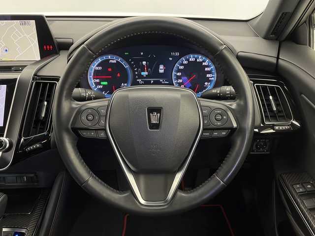 トヨタ クラウン ハイブリッド RS リミテッド 長野県 2020(令2)年 3.4万km ホワイトパールクリスタルシャイン 純正メモリナビ/バックカメラ/フルセグTV/Bluetooth/USB入力端子/トヨタセーフティセンス/クルーズコントロール（追従走行有り）/ブラインドスポットモニター/クリアランスソナー/ドライブレコーダー（前方のみ）/ＬＥＤヘッドライト/オートライト/オートハイビーム/前席パワーシート/前席シートヒーター/ハーフレザーシート/プッシュスタート/純正18インチアルミ夏タイヤ/純正フロアマット/スマートキー/スペアキー１本