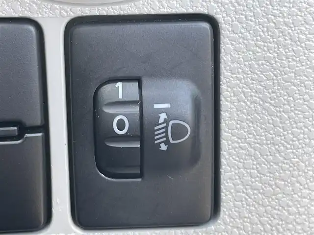 ダイハツ ミラ イース G SAⅢ 茨城県 2017(平29)年 7.7万km パールホワイトⅢ 純正８インチメモリナビ/ダイヤトーンサウンド/（AM・FM・SD・CD・DVD・ipod・USB・TV・BT・AUX）/前席シートヒーター/アイドリングストップ/前後コーナーセンサー/衝突回避支援ブレーキ機能/ETC/バックカメラ/LEDライト/オートライト/オートハイビーム/純正フロアマット/純正14インチアルミホイール