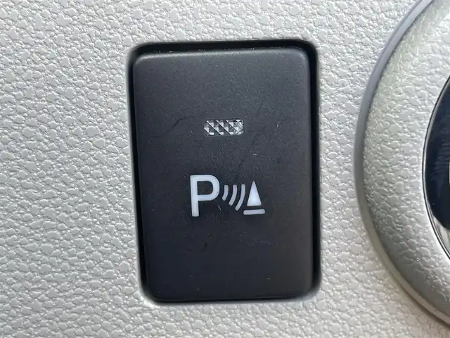 ダイハツ ミラ イース G SAⅢ 茨城県 2017(平29)年 7.7万km パールホワイトⅢ 純正８インチメモリナビ/ダイヤトーンサウンド/（AM・FM・SD・CD・DVD・ipod・USB・TV・BT・AUX）/前席シートヒーター/アイドリングストップ/前後コーナーセンサー/衝突回避支援ブレーキ機能/ETC/バックカメラ/LEDライト/オートライト/オートハイビーム/純正フロアマット/純正14インチアルミホイール