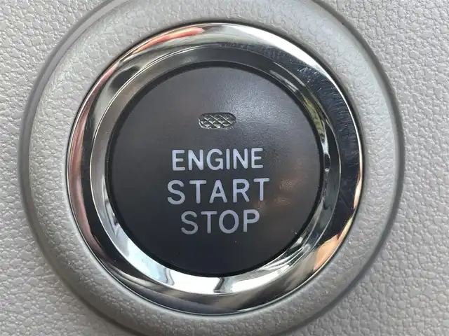 ダイハツ ミラ イース G SAⅢ 茨城県 2017(平29)年 7.7万km パールホワイトⅢ 純正８インチメモリナビ/ダイヤトーンサウンド/（AM・FM・SD・CD・DVD・ipod・USB・TV・BT・AUX）/前席シートヒーター/アイドリングストップ/前後コーナーセンサー/衝突回避支援ブレーキ機能/ETC/バックカメラ/LEDライト/オートライト/オートハイビーム/純正フロアマット/純正14インチアルミホイール