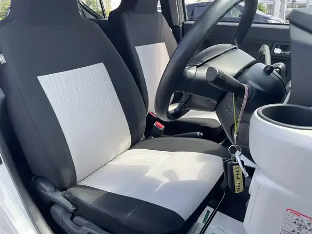 ダイハツ ミラ イース G SAⅢ 茨城県 2017(平29)年 7.7万km パールホワイトⅢ 純正８インチメモリナビ/ダイヤトーンサウンド/（AM・FM・SD・CD・DVD・ipod・USB・TV・BT・AUX）/前席シートヒーター/アイドリングストップ/前後コーナーセンサー/衝突回避支援ブレーキ機能/ETC/バックカメラ/LEDライト/オートライト/オートハイビーム/純正フロアマット/純正14インチアルミホイール