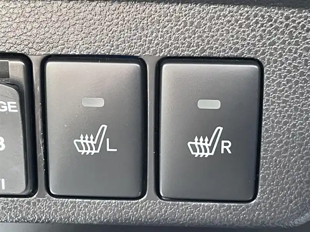 ダイハツ ミラ イース G SAⅢ 茨城県 2017(平29)年 7.7万km パールホワイトⅢ 純正８インチメモリナビ/ダイヤトーンサウンド/（AM・FM・SD・CD・DVD・ipod・USB・TV・BT・AUX）/前席シートヒーター/アイドリングストップ/前後コーナーセンサー/衝突回避支援ブレーキ機能/ETC/バックカメラ/LEDライト/オートライト/オートハイビーム/純正フロアマット/純正14インチアルミホイール