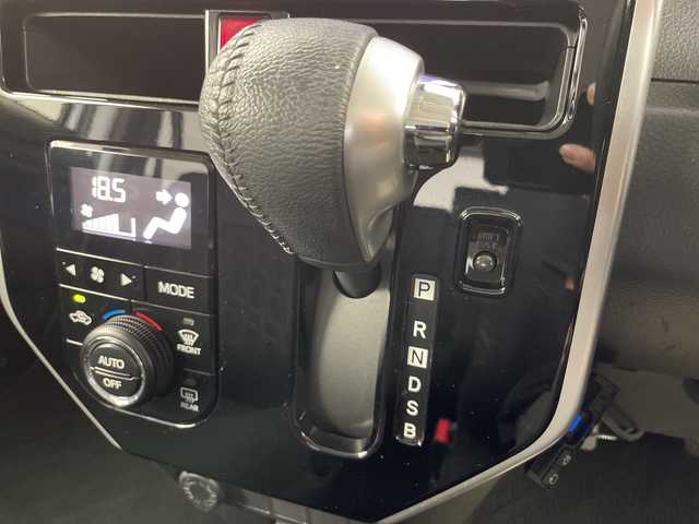 トヨタ タンク カスタムG 道央・札幌 2020(令2)年 3.9万km ブラックマイカメタリック/パールホワイト2トーン ・４WD/ スマートアシスト/・衝突警報・衝突回避支援ブレーキ機能/・ALPINE 9インチナビ/・DVD.CD.SD.Bluetooth/・ダブルゾーン.フルセグ/・バックカメラ/・クルーズコントロール/・両側パワースライドドア /・LEDオートライト/オートハイビーム/・ETC