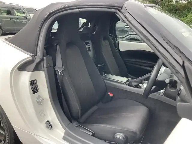 マツダ ロードスター S 静岡県 2018(平30)年 2.7万km スノーフレイクホワイトパールマイカ i-ACTIVSENSE/純正オーディオ/　AM FM CD USB AUX/LEDオートヘッドランプ/革巻きステアリング/ステアリングスイッチ/リアクリアランスソナー/ブラインドスポットモニター/純正16インチアルミホイール/スマートキー2本/ワンオーナー/6速MT