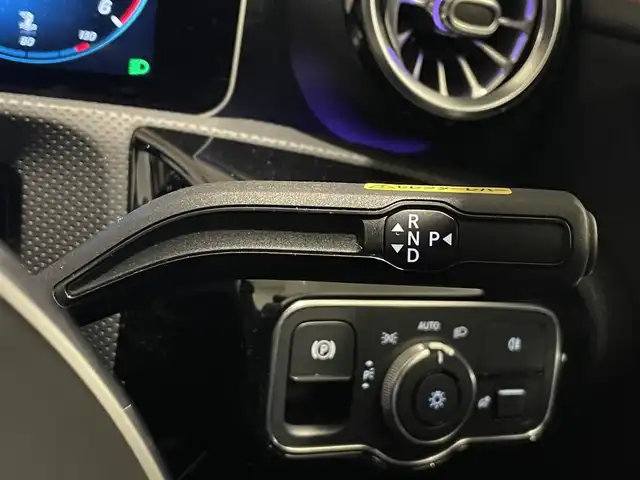 メルセデス・ベンツ ＣＬＡ２００ｄ AMGライン 静岡県 2019(令1)年 3.3万km マウンテングレー 衝突軽減ブレーキ　/半革　/ＡＣＣ　/３６０°カメラ　/ＳＲ　/ＨＵＤ　/ワイヤレス充電　/純正ナビＴＶ　/純正１８ＡＷ　/パドルシフト　/パワーシート／ヒーター／メモリ／マッサージ　/社外ドライブレコーダー