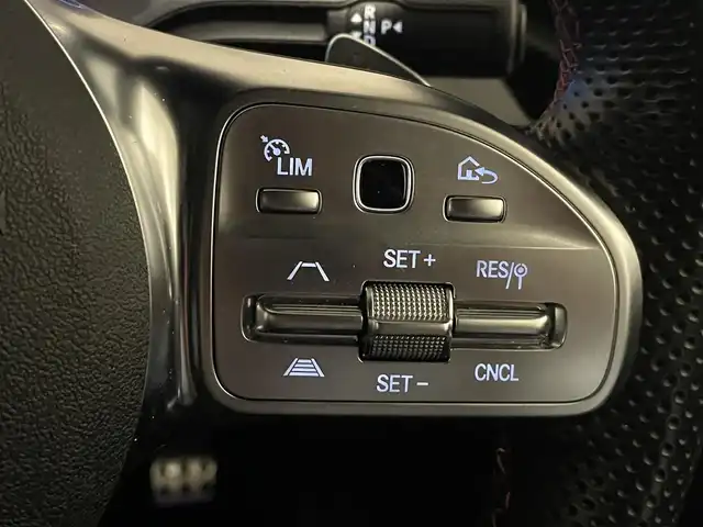 メルセデス・ベンツ ＣＬＡ２００ｄ AMGライン 静岡県 2019(令1)年 3.3万km マウンテングレー 衝突軽減ブレーキ　/半革　/ＡＣＣ　/３６０°カメラ　/ＳＲ　/ＨＵＤ　/ワイヤレス充電　/純正ナビＴＶ　/純正１８ＡＷ　/パドルシフト　/パワーシート／ヒーター／メモリ／マッサージ　/社外ドライブレコーダー